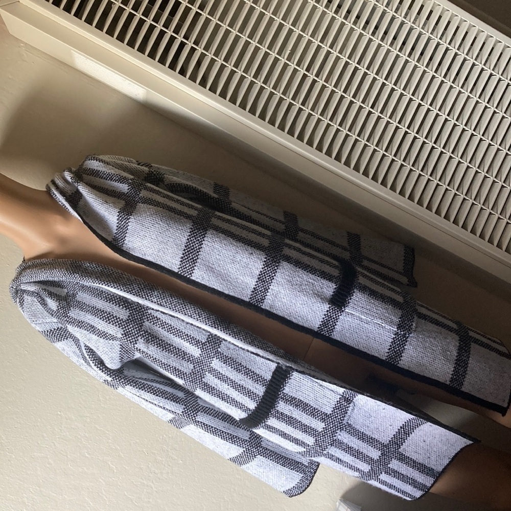 NWT PETITE SWEATER CARDIGAN (S)